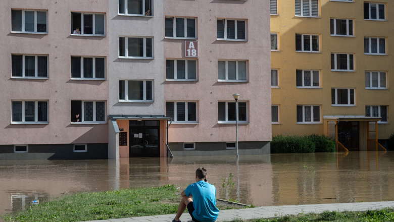413 000 de europeni au fost loviti de inundatii si furtuni in 2024 335 au murit contrastul neobisnuit intre vestul si estul europei 67fe09d4b9534