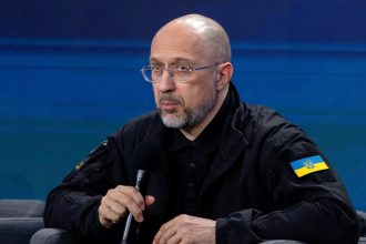 ajutorul deja acordat de sua ucrainei exclus din acordul pentru resurse naturale dintre washington si kiev sustine premierul smihal 680f0a28db77d