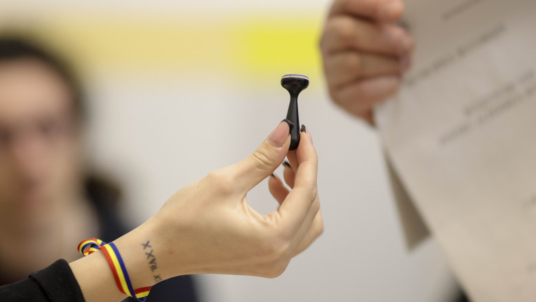 alegeri prezidentiale 2025 incepe campania electorala sunt 11 candidati inscrisi in competitia pentru cotroceni 67ee3cf868b83