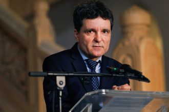 alegeri prezidentiale 2025 nicusor dan independentul care vrea sa dea la schimb primaria capitalei pe palatul cotroceni 67ebf437b848f