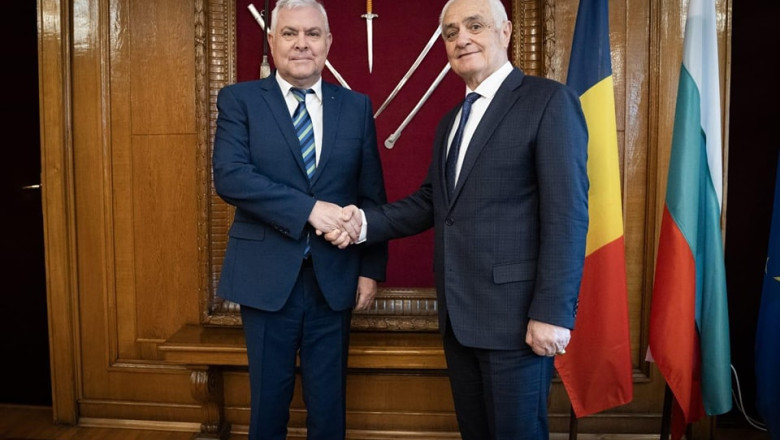 angel tilvar si ministrul bulgar al apararii vor ca turcia sa faca parte din comandamentul regional pentru operatii speciale 67f3ee54a4cde