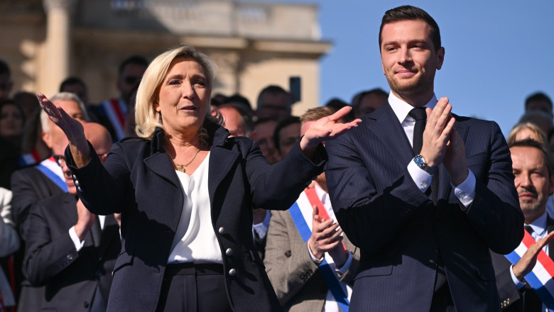 bardella vrea sa si angajeze asistentul de partid la parlamentul european o actiune similara a dus la condamnarea lui marine le pen 67f8f188ed1ac