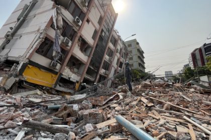 bilantul in urma cutremurului din myanmar depaseste 2 700 de morti femeie salvata de sub daramaturi dupa 91 de ore 67ebd8bea8bea