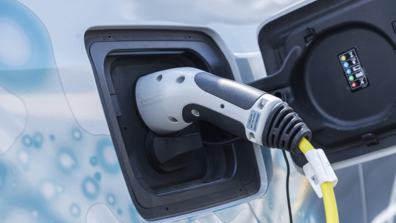 bilantul lunii martie in europa masinile electrificate au ajuns la aproape 60 din vanzari cat de mult a scazut tesla 680a9268d5a31