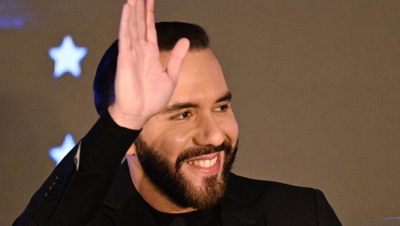 cadourile sua pentru cel mai cool dictator din lume de ce e importanta relatia casei albe cu presedintele din el salvador 67fcce95cef4e