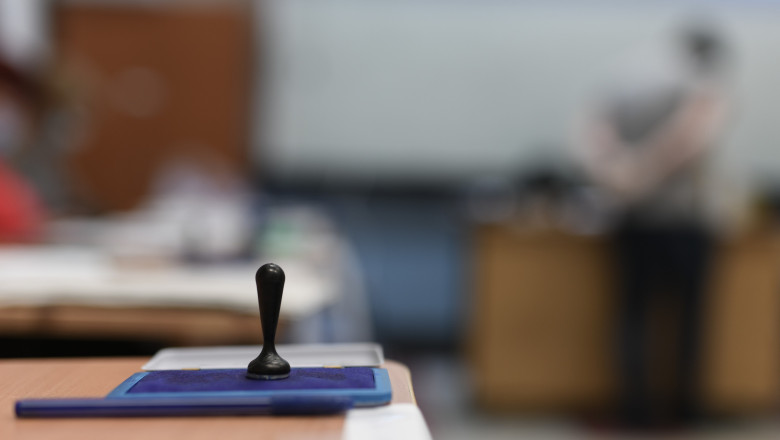 cand si cum va prezenta biroul electoral central datele privind prezenta la urne si rezultatele alegerilor prezidentiale 680d5584785e2