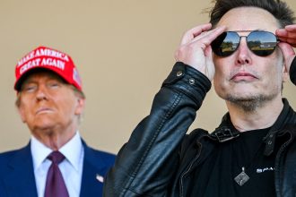 ce naiba cauta elon acolo reactia furioasa a lui trump cand a aflat ca musk a fost chemat la o intalnire secreta 680384916e425