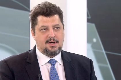 claudiu tarziu spune ca inca nu a aflat daca a fost suspendat din aur nici dupa un schimb de mesaje cu george simion 67f350d894c23