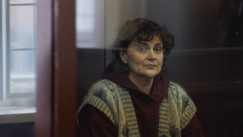 coafeza din rusia condamnata la inchisoare pentru raspandirea de stiri false despre armata rusa 67fec55101b25