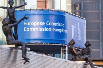 comisia europeana critica in termeni duri noua lege a agentilor straini adoptata de guvernul de la tbilisi 67ed3a7130c8e