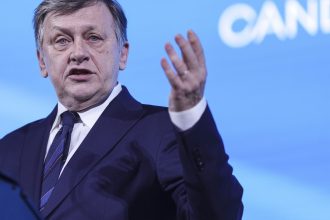 crin antonescu romania e in continuare tinta unui atac hibrid dirijat contra sistemului de justitie 680b9387c0236
