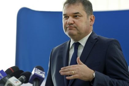 cseke attila vrea reorganizarea ministerului dezvoltarii taiem 512 posturi inclusiv de conducere masurile anuntate de ministru 67ed2c5982aa3