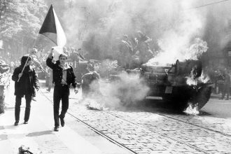 cum au reusit ilegalistii folositi de kgb sa se infiltreze in miscarea revolutionara primavara de la praga 6804a604c48c1