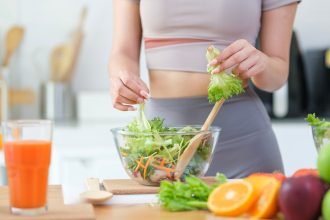 cum influenteaza dieta simptomele endometriozei un studiu international arata ce alimente agraveaza durerea 67f50b552667c