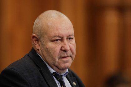 daniel fenechiu usr ul demonstreaza o data in plus ca nu putem vorbi la ei de consecventa si recunostinta 67f670f8627f5