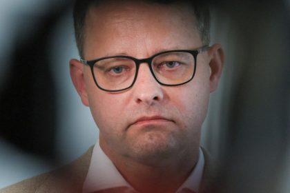 dat in urmarire pentru coruptie un fost ministru adjunct polonez a fost numit la conducerea unui institut din ungaria 680dae2dcd862