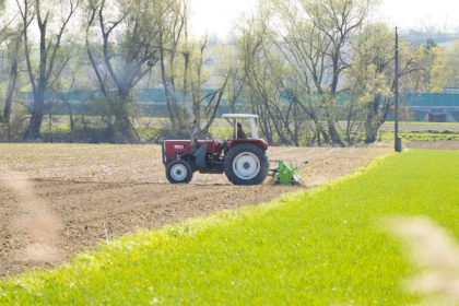 din ghidul programului rabla pentru tractoare lipsesc categoriile cele mai utilizate de micii fermieri se cere schimbarea ordinului 680b0ae1b47e8