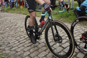 doi ciclisti au murit dupa ce li s a facut rau in timp ce participau la turul flandrei pentru amatori 67f1912b89234