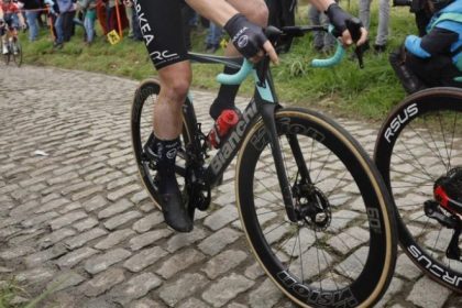 doi ciclisti au murit dupa ce li s a facut rau in timp ce participau la turul flandrei pentru amatori 67f1912b89234