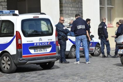 doi politisti francezi de la biroul antinarcotice acuzati de trafic de droguri si spalare de bani 67f01aa11bf31
