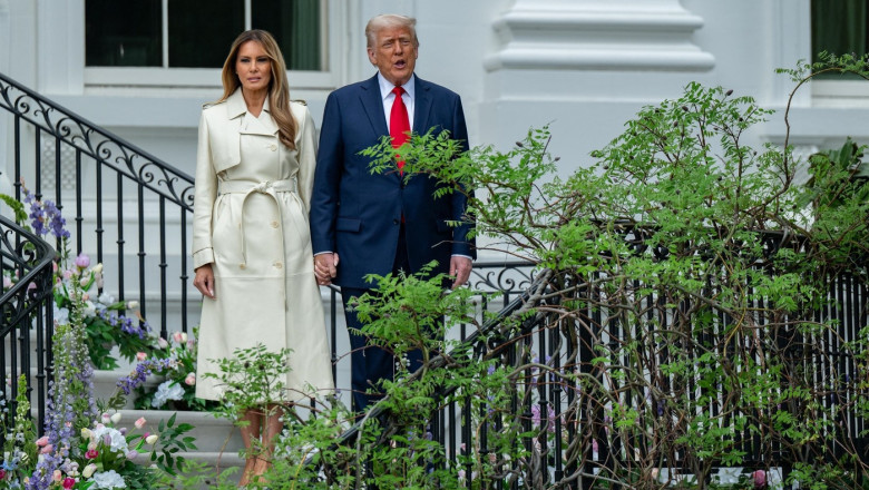 donald trump si sotia sa vor lua parte la funeraliile papei francisc 6807201a33554