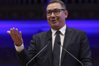 exclusiv campanie murdara pe retelele de socializare in beneficiul lui victor ponta zeci de mii de euro pentru atacarea contracandidatilor 67f4d7fc9f320
