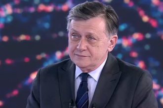 exclusiv ce spune crin antonescu despre sondajul lui nicusor dan si ce arata cele ale coalitiei hai sa ne vedem de treaba 67ef91fc924e7