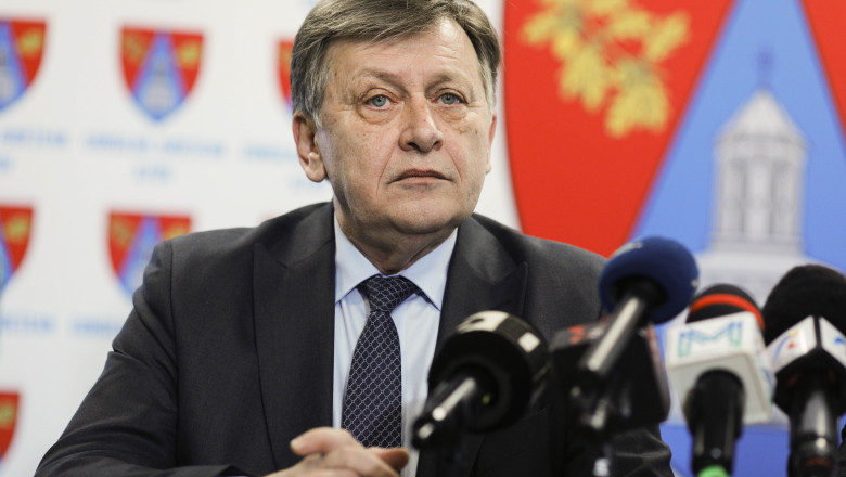 exclusiv crin antonescu trebuie sa fim pregatiti sa cheltuim in jur la 3 din pib pentru aparare dar sa castigam si noi economic 67eeeb94c30d1