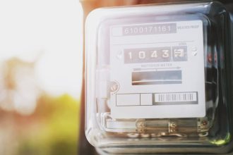 exclusiv cu cat s ar putea majora facturile la energie electrica burduja ar putea fi o crestere dar e scenariul nefavorabil 67ebc31ae11e1