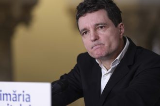 exclusiv nicusor dan criticat dur dupa declaratia despre introducerea in constitutie a dreptului la avort o balbaiala extrem de nepotrivita 67ebc3139f36d