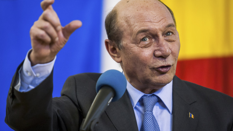 exclusiv traian basescu dezvaluie cum l ar fi abordat pe trump daca ar fi fost acum presedinte ce i ar fi trimis liderului de la casa alba 67f4a0ece66a0