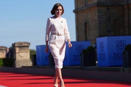 fake news distribuit masiv pe retelele sociale despre tinutele de zeci de mii de euro ale maiei sandu 6808912139b10