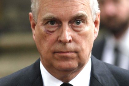 femeia care l a acuzat pe printul andrew de abuz sexual spune ca mai are putin de trait dupa ce masina sa a fost lovita de un autobuz 67ebc196d1206