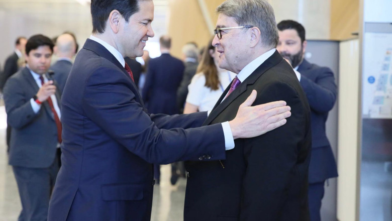 foto emil hurezeanu s a intalnit cu secretarul de stat al sua marco rubio la
