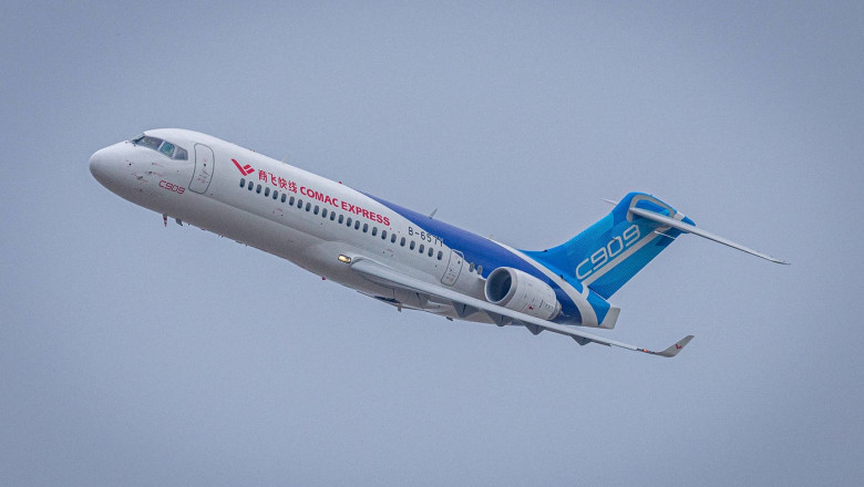 galerie foto avioane chinezesti comac au inceput serviciul comercial in vietnam producatorul isi propune sa concureze boeing si airbus 6804b08d443c2