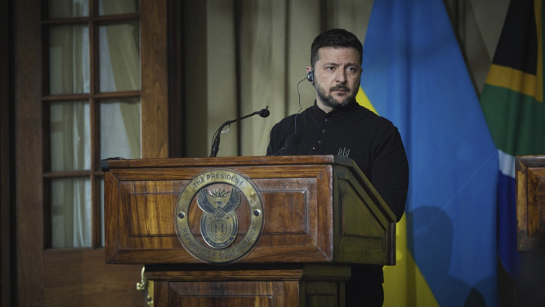 galerie foto zelenski racheta care a ucis ieri 12 persoane in kiev a fost realizata cu 116 componente straine majoritatea lor sunt facute in sua 680ba827b01d4