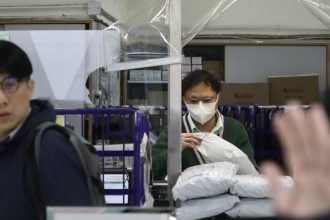 hong kong suspenda serviciul postal catre sua sunt afectate in special cumparaturile americanilor de pe shein temu si aliexpress 67ff4638b4b82