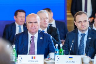 ilie bolojan la initiativa celor trei mari pentru romania raman prioritare proiectele de infrastructura via carpathia si rail 2 sea 6811154cc7d07