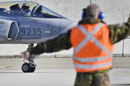 in timp ce asteapta livrarea noilor f 35a praga e din ce in ce mai aproape de prelungirea unui acord cu saab pentru 12 avioane gripen 67f743710a088