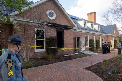 incendiu provocat la locuinta unei figuri importante a partidului democrat din sua josh shapiro era in casa careia i a fost dat foc 67fc9d60c6b7d