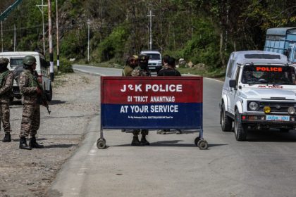 india inchide principalul punct de trecere a frontierei cu pakistanul dupa atacul din kashmir anuntul facut de islamabad 680939e12fee3