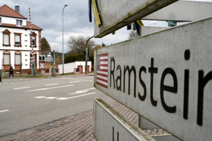 ingrijorare in mica america din germania impactul urias pe care l ar avea retragerea trupelor sua de la ramstein 67f0abfe1c837