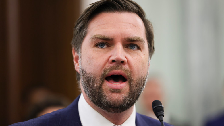 jd vance spune ca ucraina nu va castiga si avertizeaza ca prelungirea razboiului poate duce la un conflict nuclear 681074495f6cb