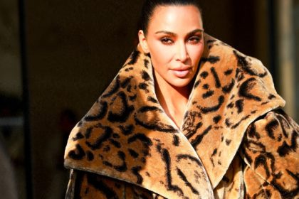 la paris a inceput procesul jafului armat care a vizat o pe kim kardashian lovitura data de bunicii hoti este de 9 milioane de euro 680f4845656cf