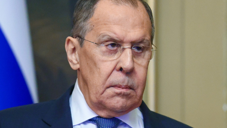 lavrov spune ca armistitiul lui putin reprezinta inceputul negocierilor directe cu ucraina fara conditii prealabile 68113a50e3955