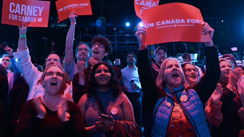 liberalii lui mark carney castiga alegerile din canada dar nu este clar daca au majoritate mesajul transmis de liderul opozitiei 681062b0f3cbf