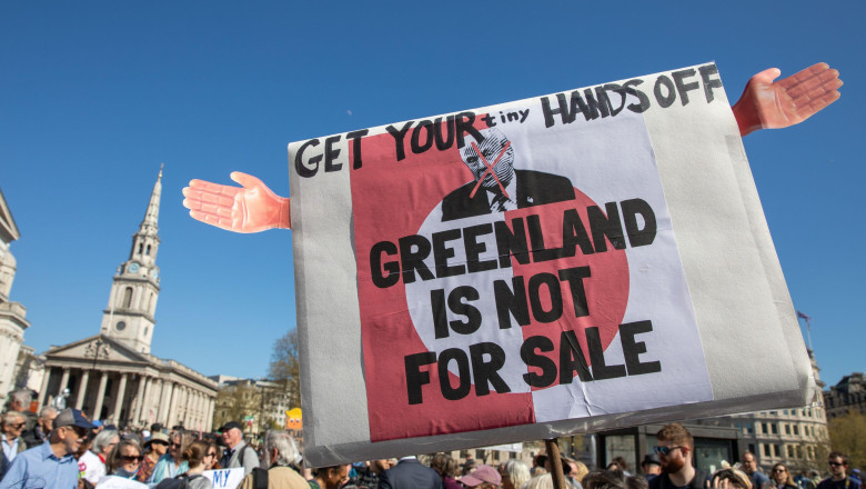 lumea s a saturat de prostiile tale sute de europeni au manifestat impotriva lui donald trump si elon musk 67f22ead5bf7e