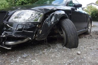 mafia care aducea in europa masini avariate din sua si le vindea de bune ancheta s a extins si in romania 680134c1afd8c