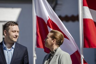 mesaj catre trump din partea premierului groenlandei nu vom fi niciodata o bucata de proprietate care poate fi cumparata de oricine 680e603d456e0