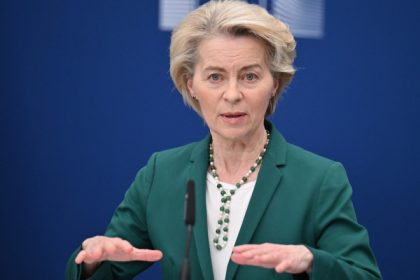 news alert ue amana pentru 90 de zile contramasurile la taxele impuse de trump ursula von der leyen toate optiunile raman pe masa 67f7a9649f55f